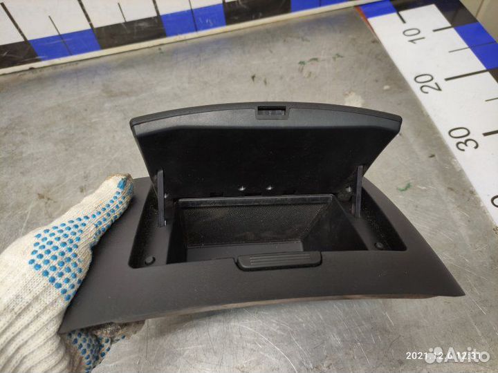 Ящик передней консоли Kia Ceed G4FC 2009