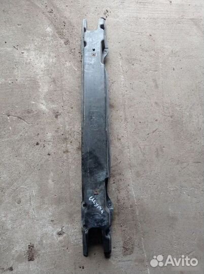 Усилитель бампера передний Kia Shuma