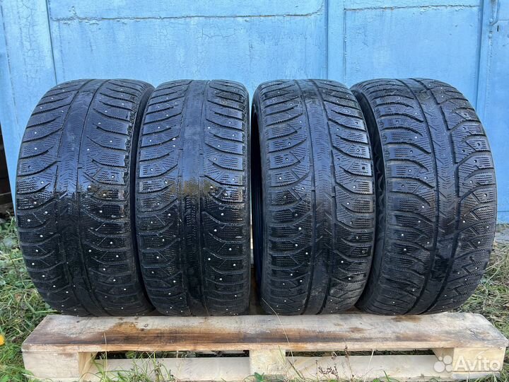 Bridgestone Ice Cruiser 7000 255/50 R19 107T