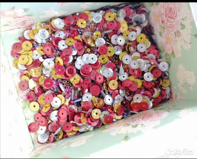 Набор для рукоделия(бисер, паетки, бусины)