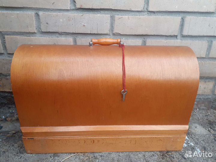 Швейная машинка подольск 2м как новые машинки