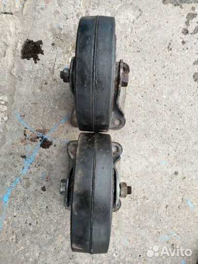 Колесо неповоротное 160