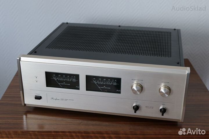 Accuphase P-260, Accuphase S-22