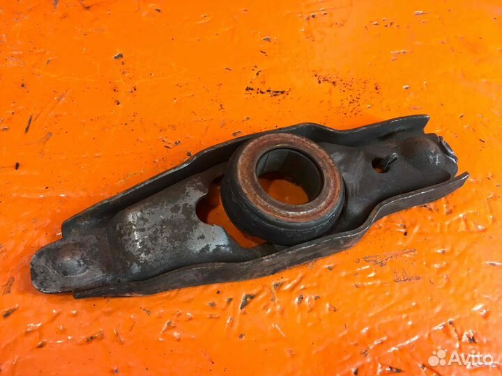 Вилка сцепления Volkswagen 1997 Transporter