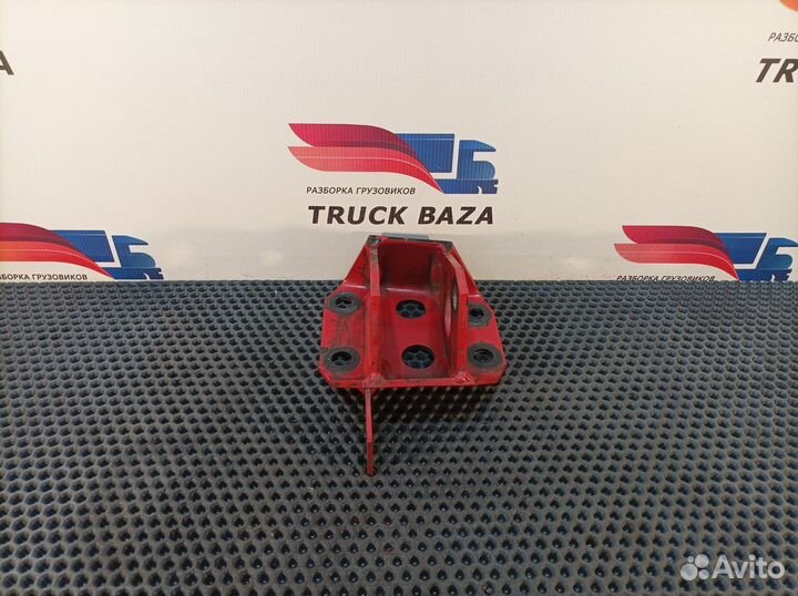 1629924 Кронштейн стойки стабилизатора левый