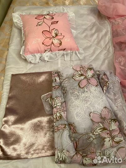 Покрывало, подушки, шторы, тюль, ламбрикен