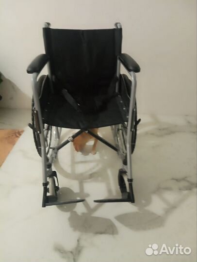Инвалидная коляска