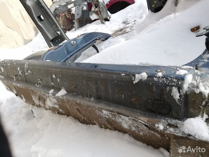 Порог правый Renault Duster 1