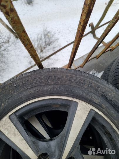 Летние колеса r14 на ваз. Литые диски,Резина175/65