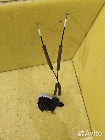 X-Trail t32 замок передней правой двери