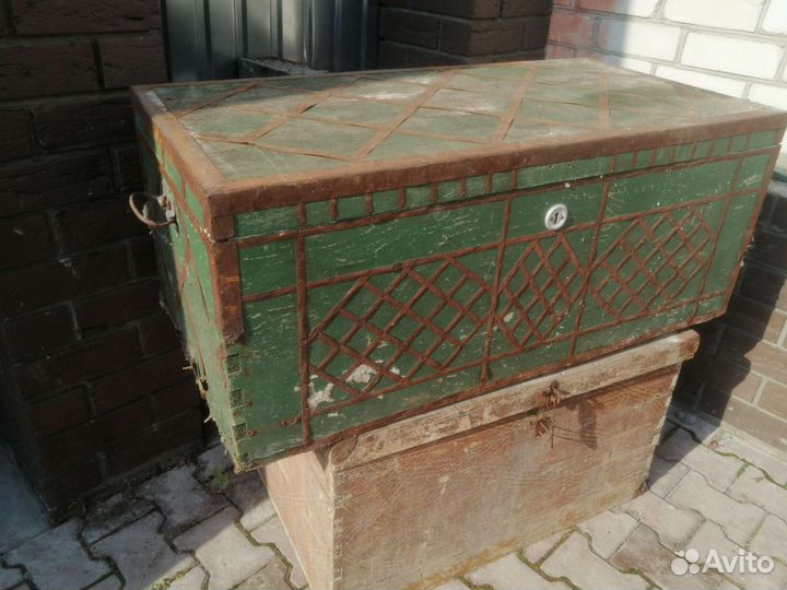 Сундук советский