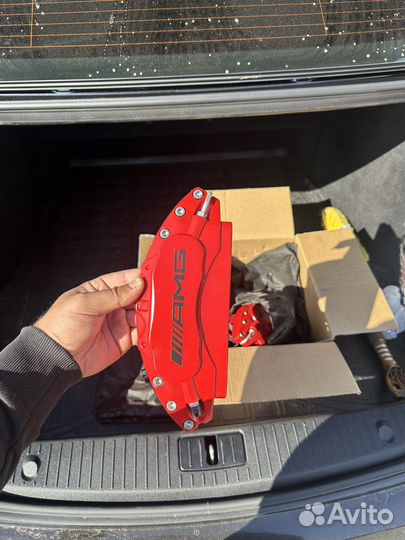 Накладки на суппорта amg