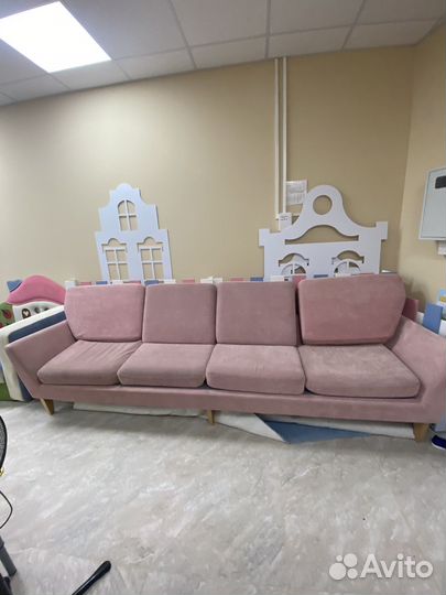 Диван прямой 3.2 метра не раскладной