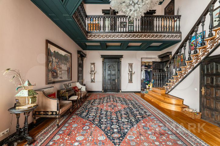 5-к. квартира, 330 м², 4/5 эт.