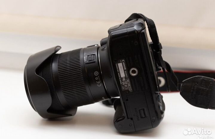 Зеркальный фотоаппарат canon 650d