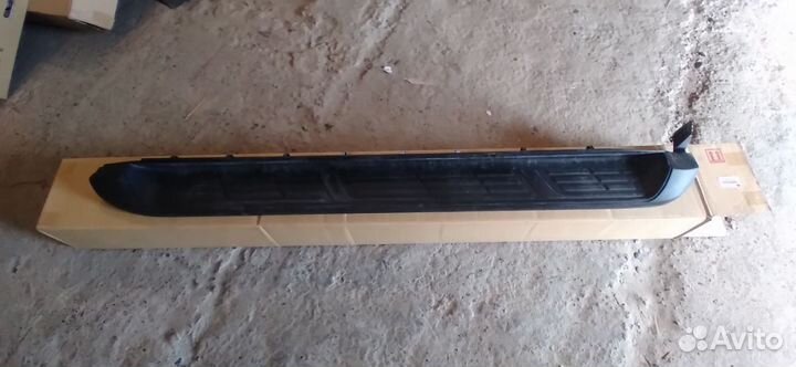 Накладка порога Toyota Fortuner 517020K130