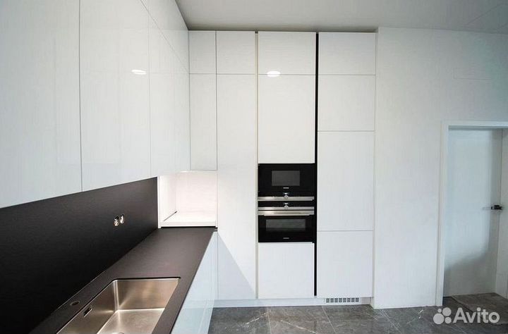 Кухня новая