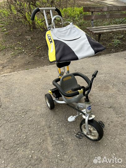 Трехколесный велосипед