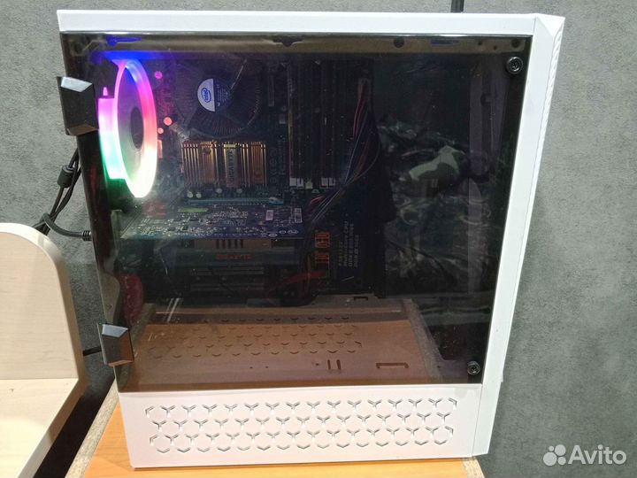 Компьютер системный блок