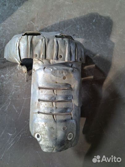 Экран тепловой Skoda Fabia 2