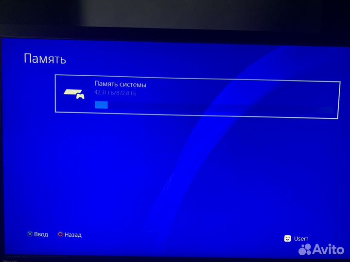 Sony Play Station 4 с 2 джостиками