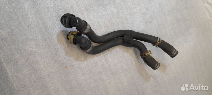 Патрубок радиатора Патрубки печки Opel Astra H