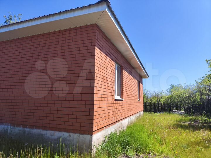 Коттедж 120 м² на участке 8 сот.