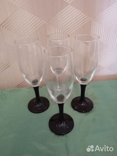 Фужеры, рюмки, стопки
