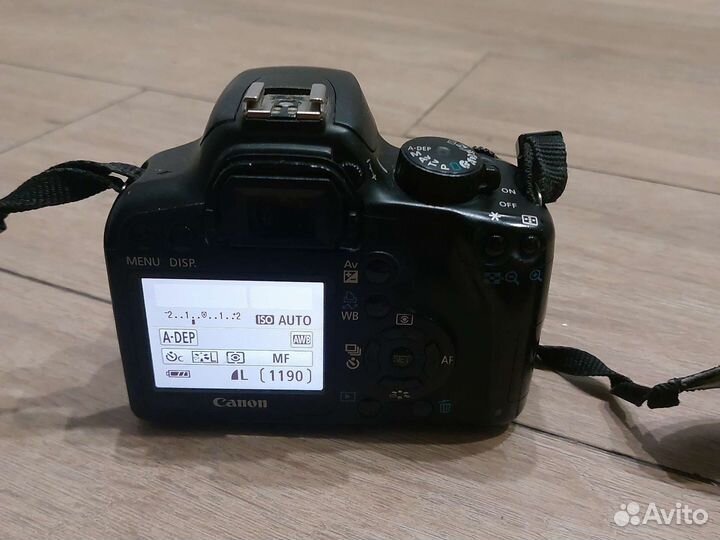 Зеркальный фотоаппарат canon