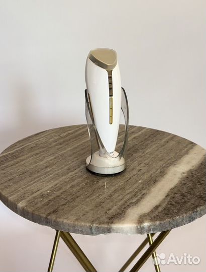 Массажер для лица Bork