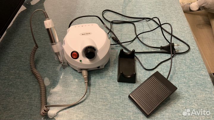 Аппарат и лампа для маникюра и педикюра