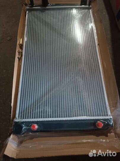 Радиатор охлаждения Тойота рав 4. 05-13 г.в