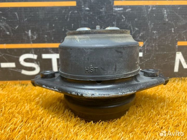 Подушка двигателя левая Mercedes-Benz M-Class W164