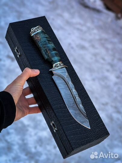 Нож из дамасской стали