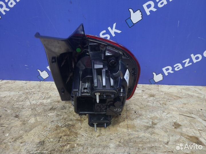 Фонарь задний левый Renault Duster 2