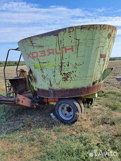 Миксер-кормораздатчик Хозяин ИСРК-12, 2012