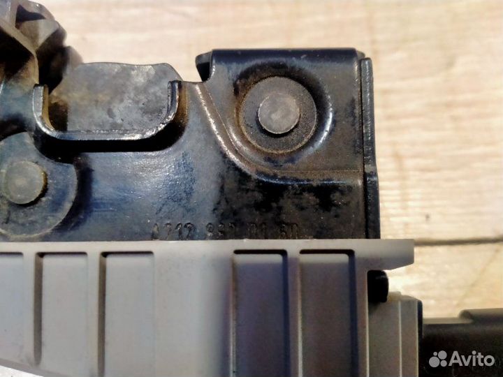 Замок капота Mercedes-Benz 212.054 E 300 212