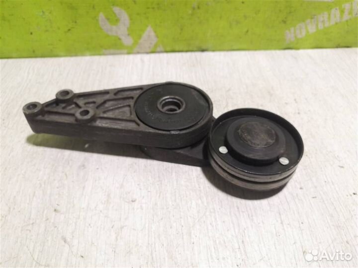 Натяжитель ремня Фольксваген Пассат Б5