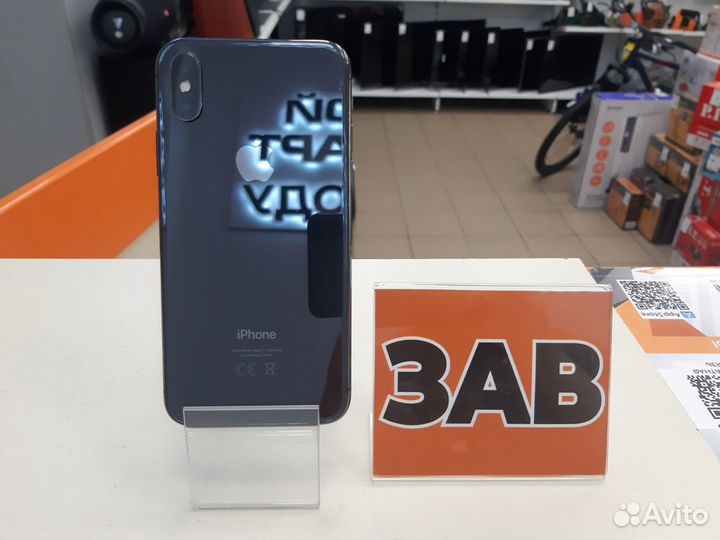 iPhone X, 64 ГБ