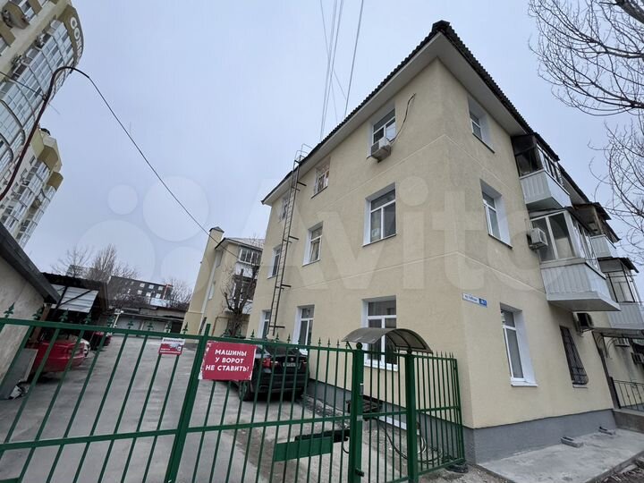 3-к. квартира, 63,5 м², 1/3 эт.