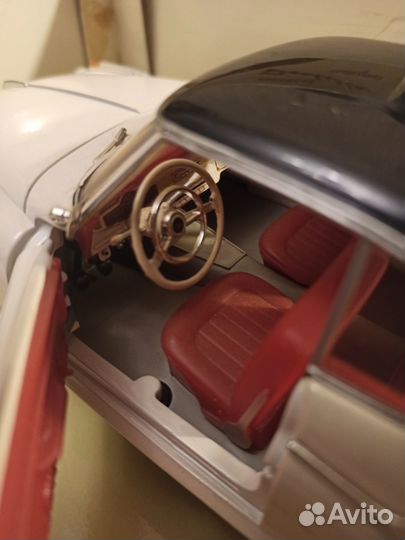 Revell Borgward Isabella 1/18