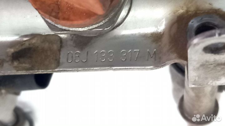 Топливная рампа VW Passat CC