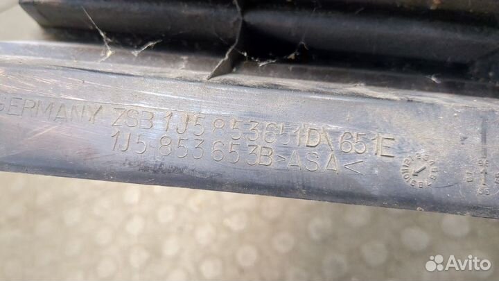 Решетка радиатора Volkswagen Bora, 1999