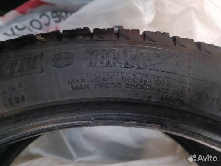 Michelin X-Ice 275/40 R20