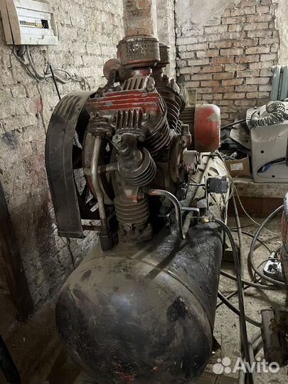 Компрессор воздушный гсв 1/12 380500 л.Бежецкий