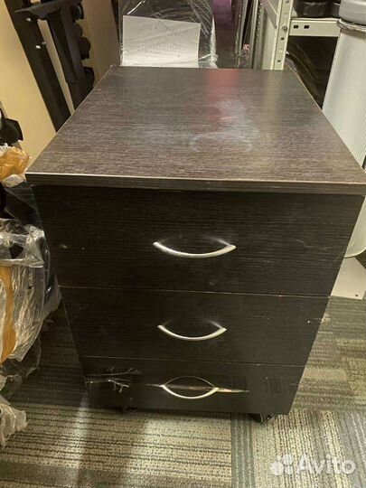 Тумба офисная выкатная