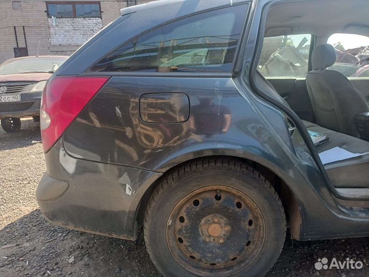 Крыло заднее правое renault laguna 2 2002