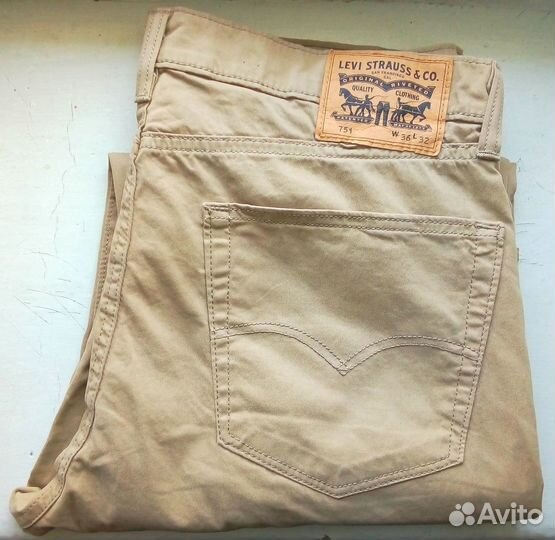Levis 751 Standard Fit, W36L32