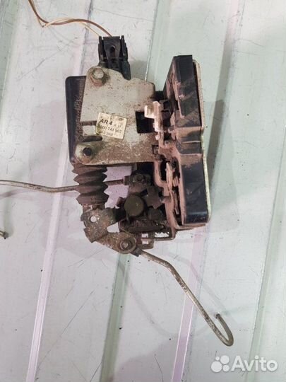 Замок двери задней правой Renault Logan LS K7M