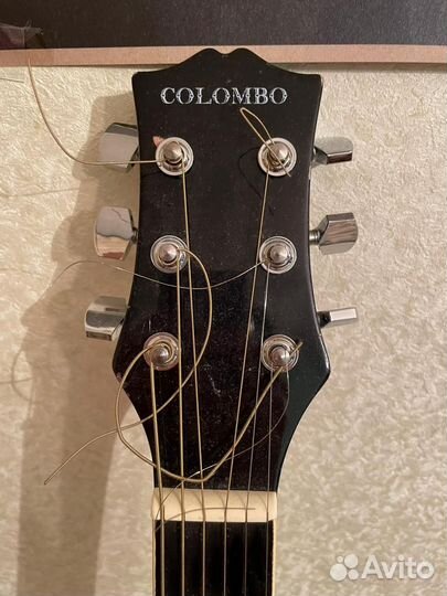 Акустическая гитара